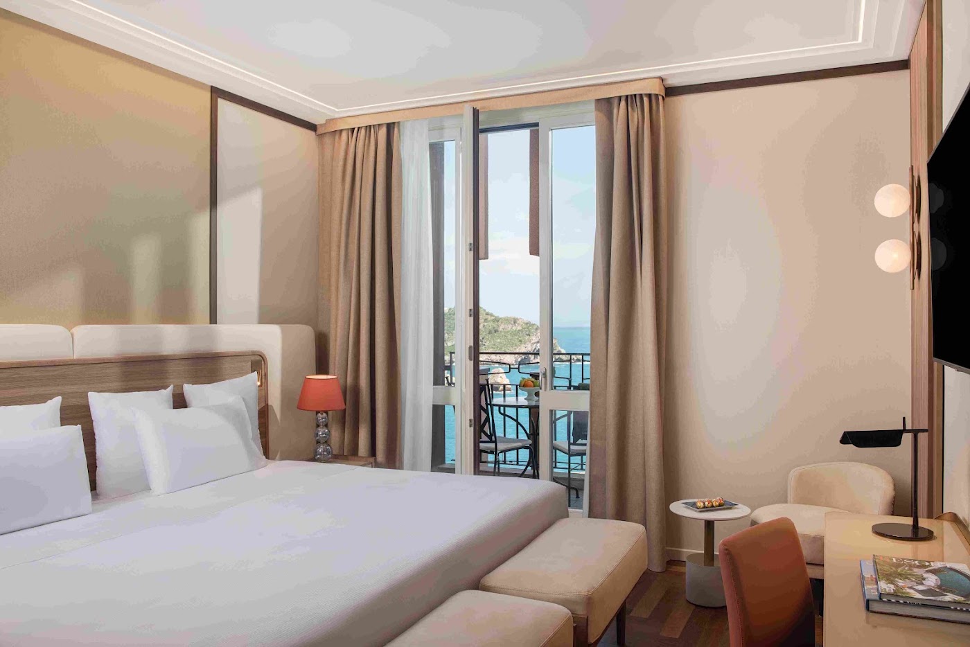 UNA Hotels Capotaormina, dog-friendly hotel, photo 3
