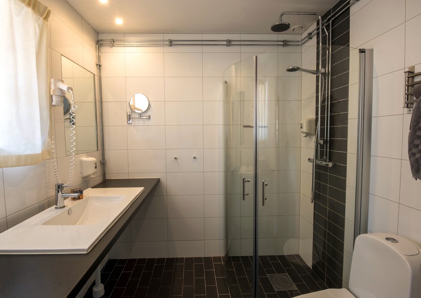 Uto Vardshus, dog-friendly hotel, photo 4