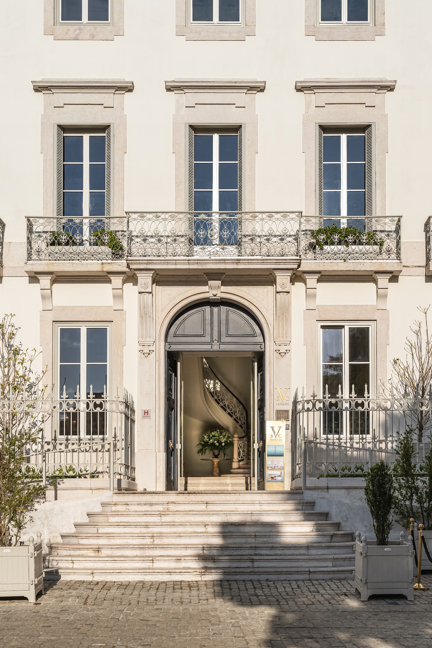 Verride Palácio Santa Catarina, dog-friendly hotel, photo 2