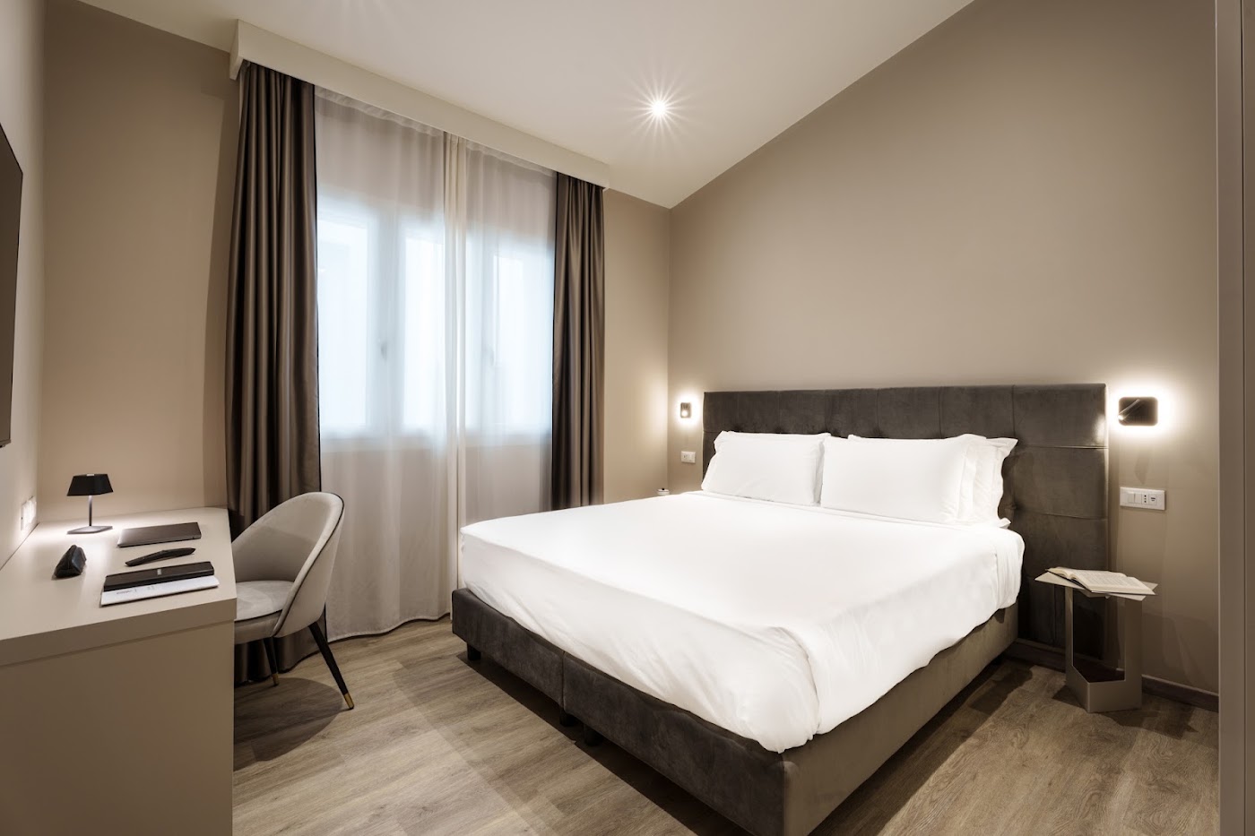 VI Suites, dog-friendly hotel, photo 3