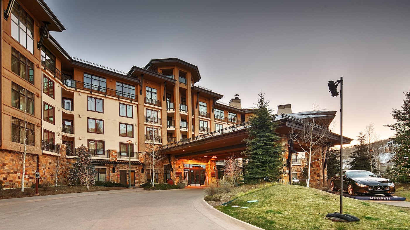 Viceroy Snowmass, dog-friendly hotel, photo 2
