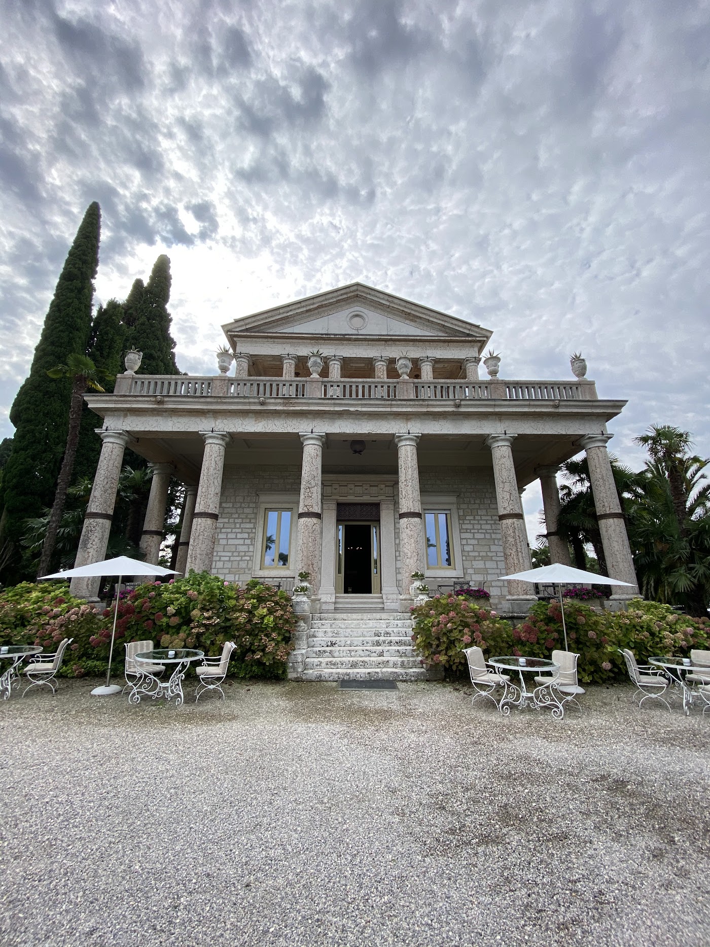 Villa Cortine Palace Relais & Châteaux, dog-friendly hotel, photo 5