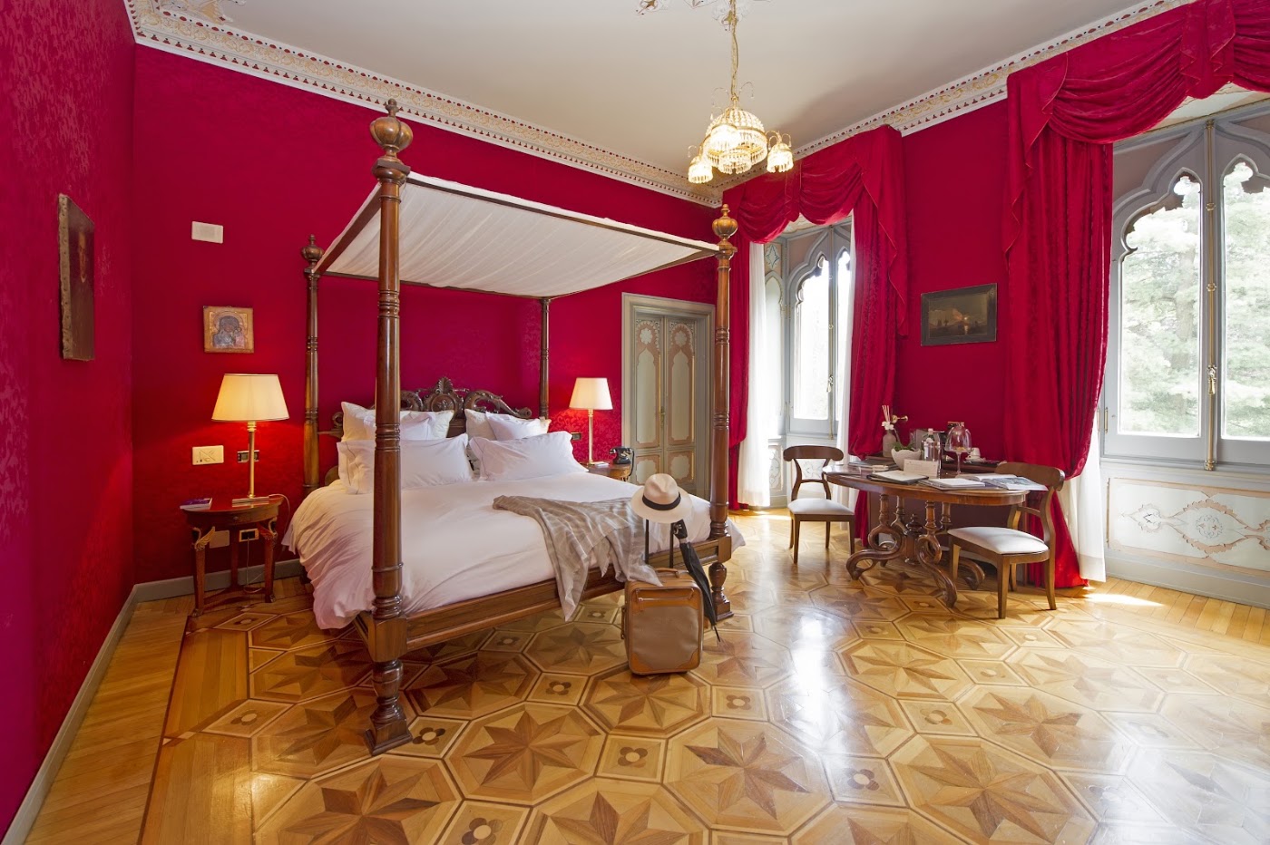 Villa Crespi, dog-friendly hotel, photo 4