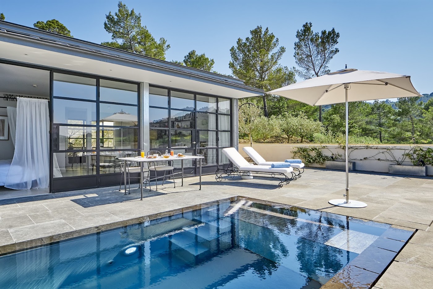 Villa La Coste, dog-friendly hotel, photo 2