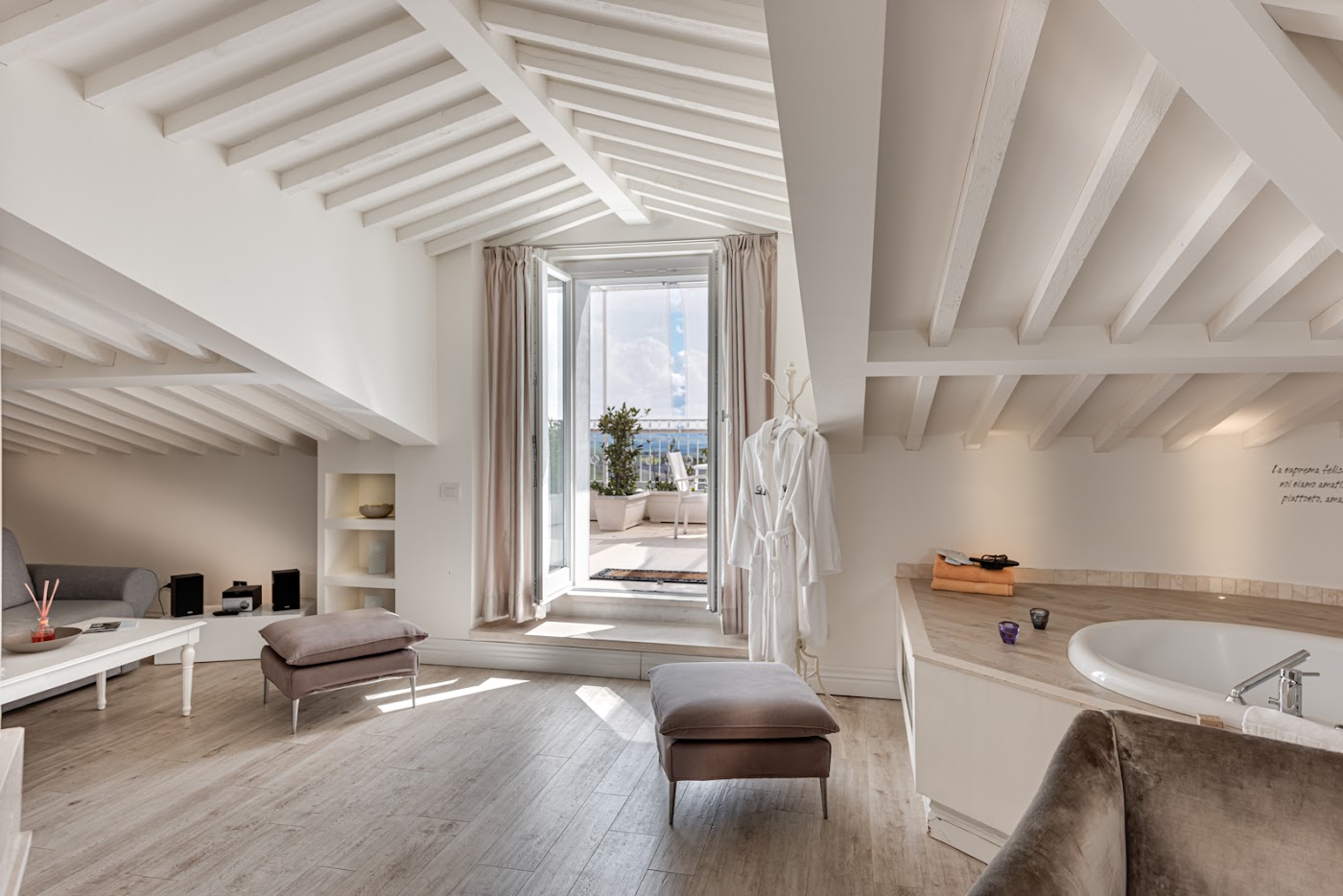 Villa Liberty Boutique Hotel - Borgo Capitano Collection, dog-friendly hotel, photo 5