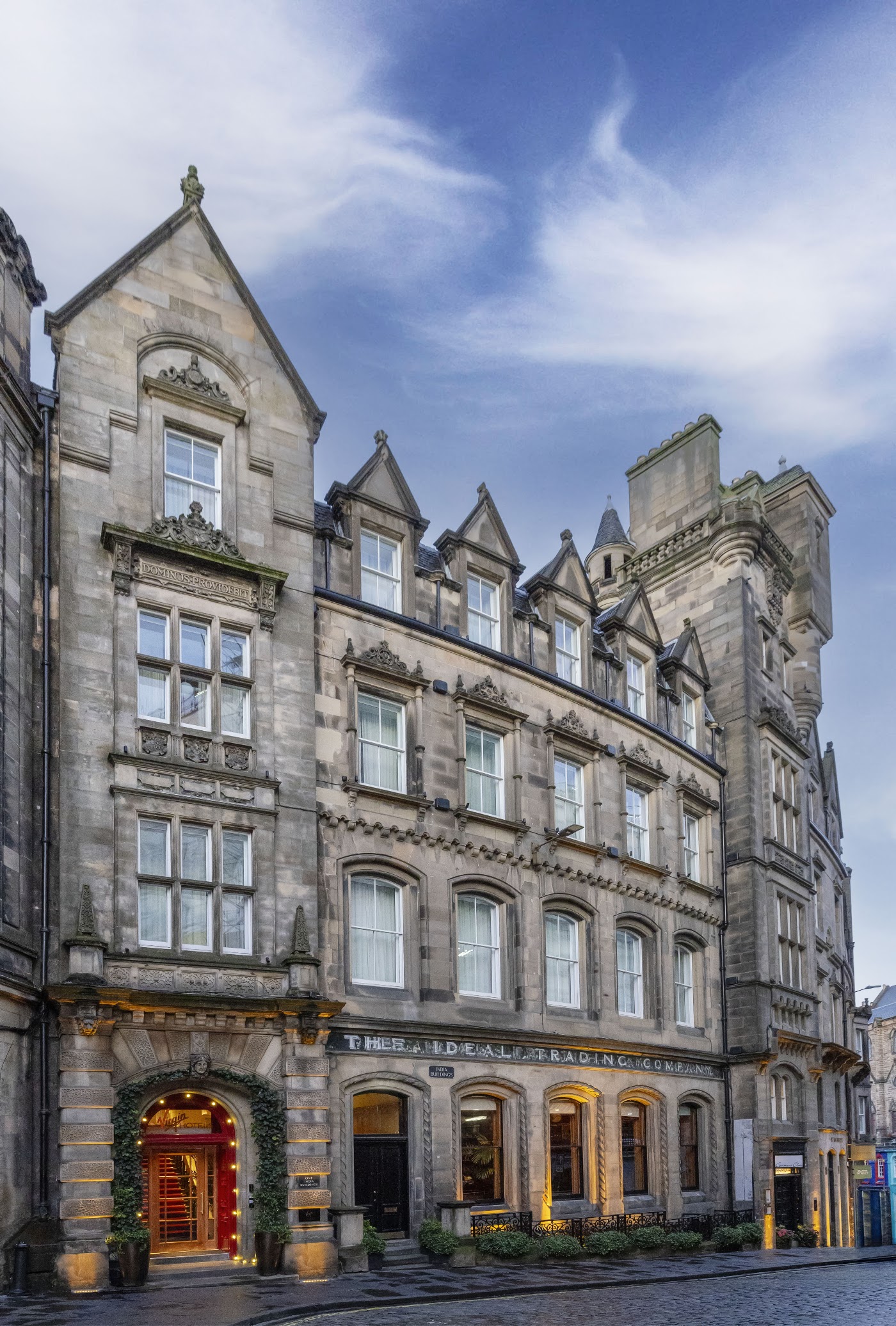 Virgin Hotels Edinburgh, dog-friendly hotel, photo 5