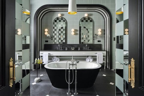 W Budapest, dog-friendly hotel, photo 5