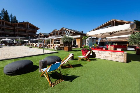 W Verbier, dog-friendly hotel, photo 2