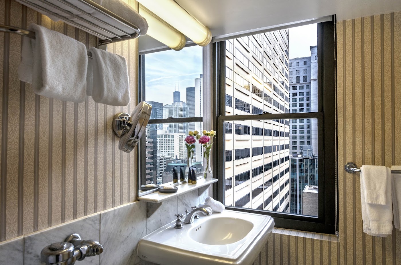Warwick Allerton Chicago, dog-friendly hotel, photo 4